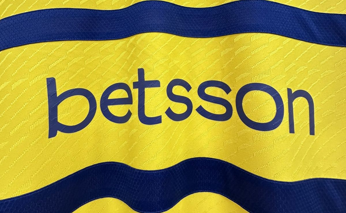 ¿Cómo puedo contactar a mi gestor de cuenta VIP? 